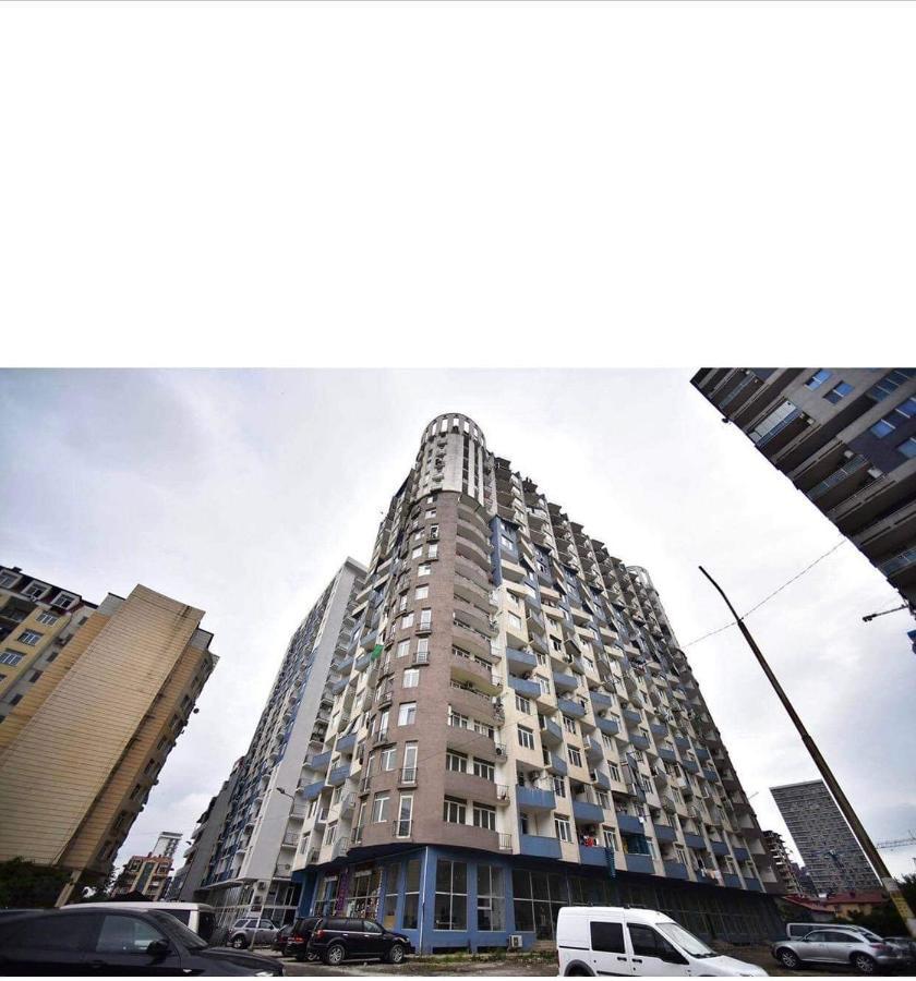 Orange Home Hotel 巴统 外观 照片