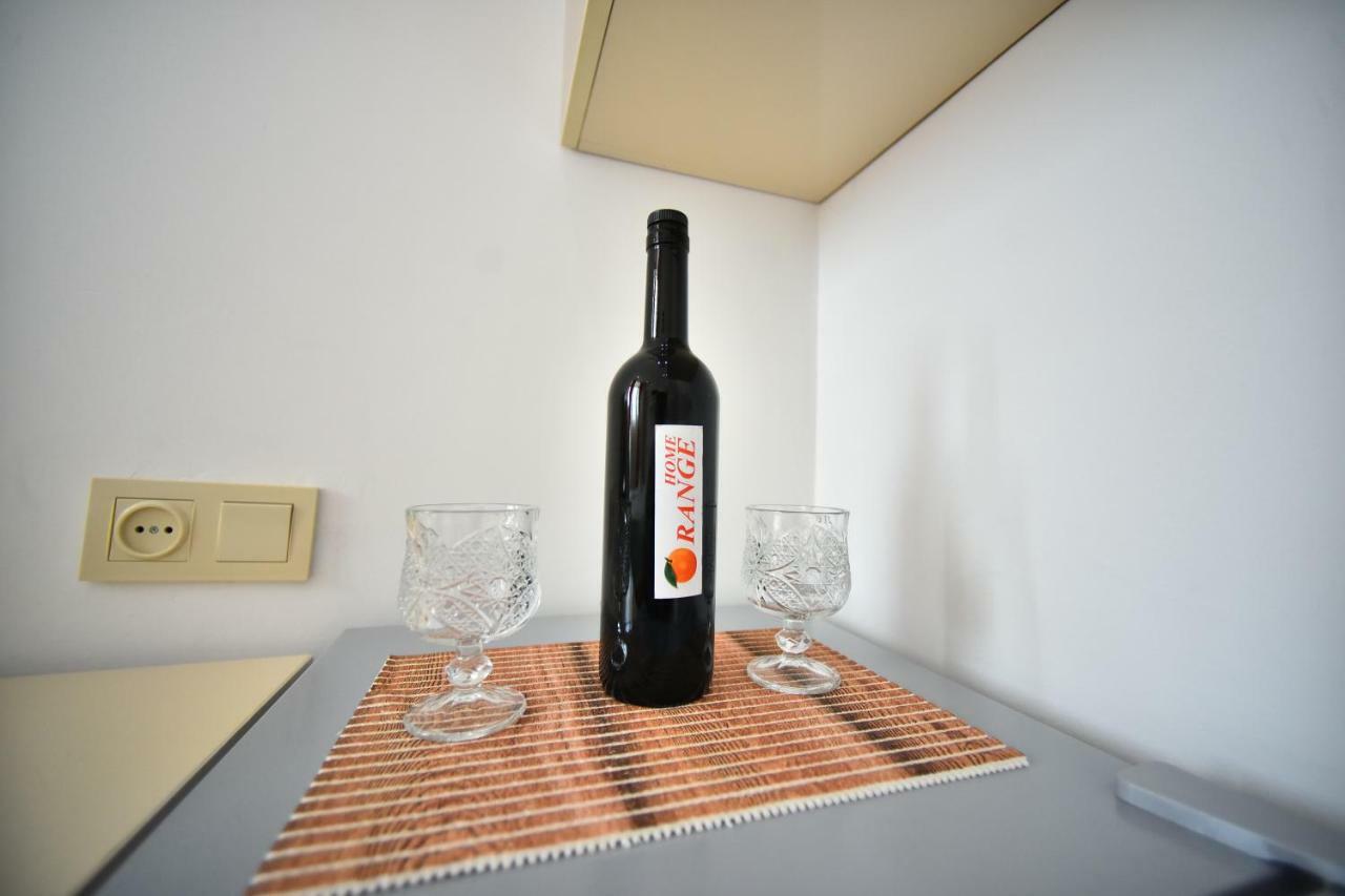 Orange Home Hotel 巴统 外观 照片
