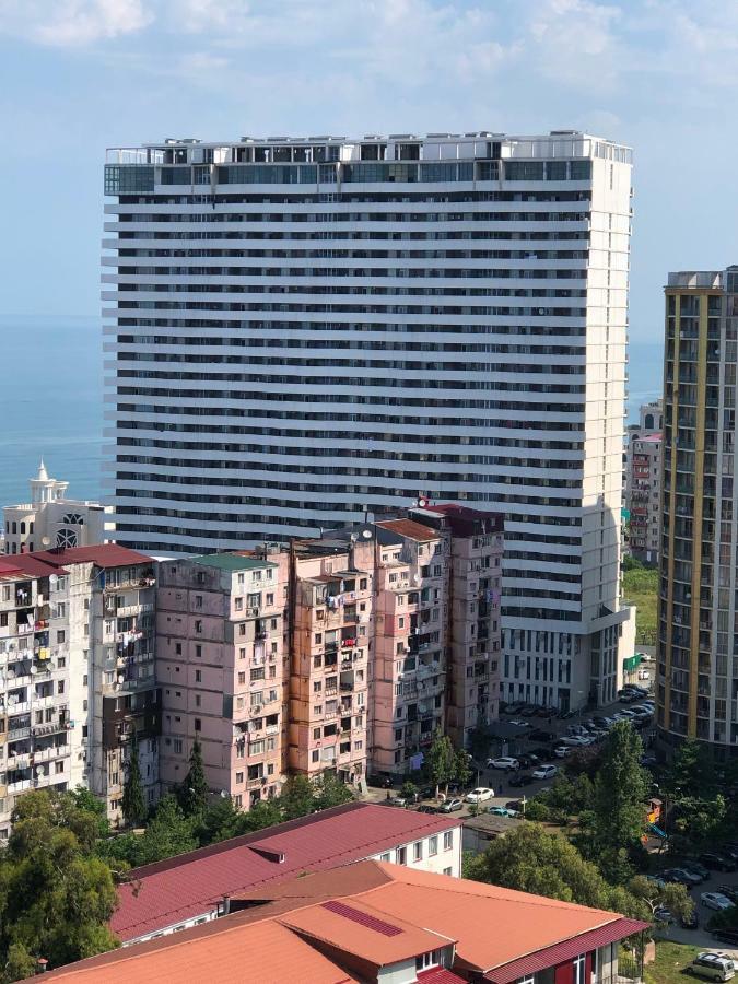 Orange Home Hotel 巴统 外观 照片
