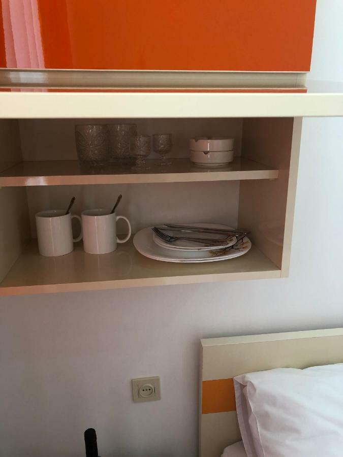 Orange Home Hotel 巴统 外观 照片